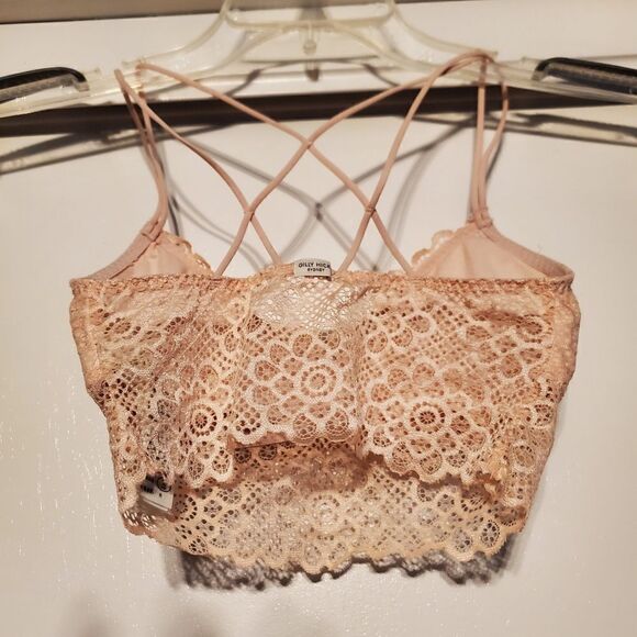 Gilly hicks top from Sydney - Picture 6 of 6